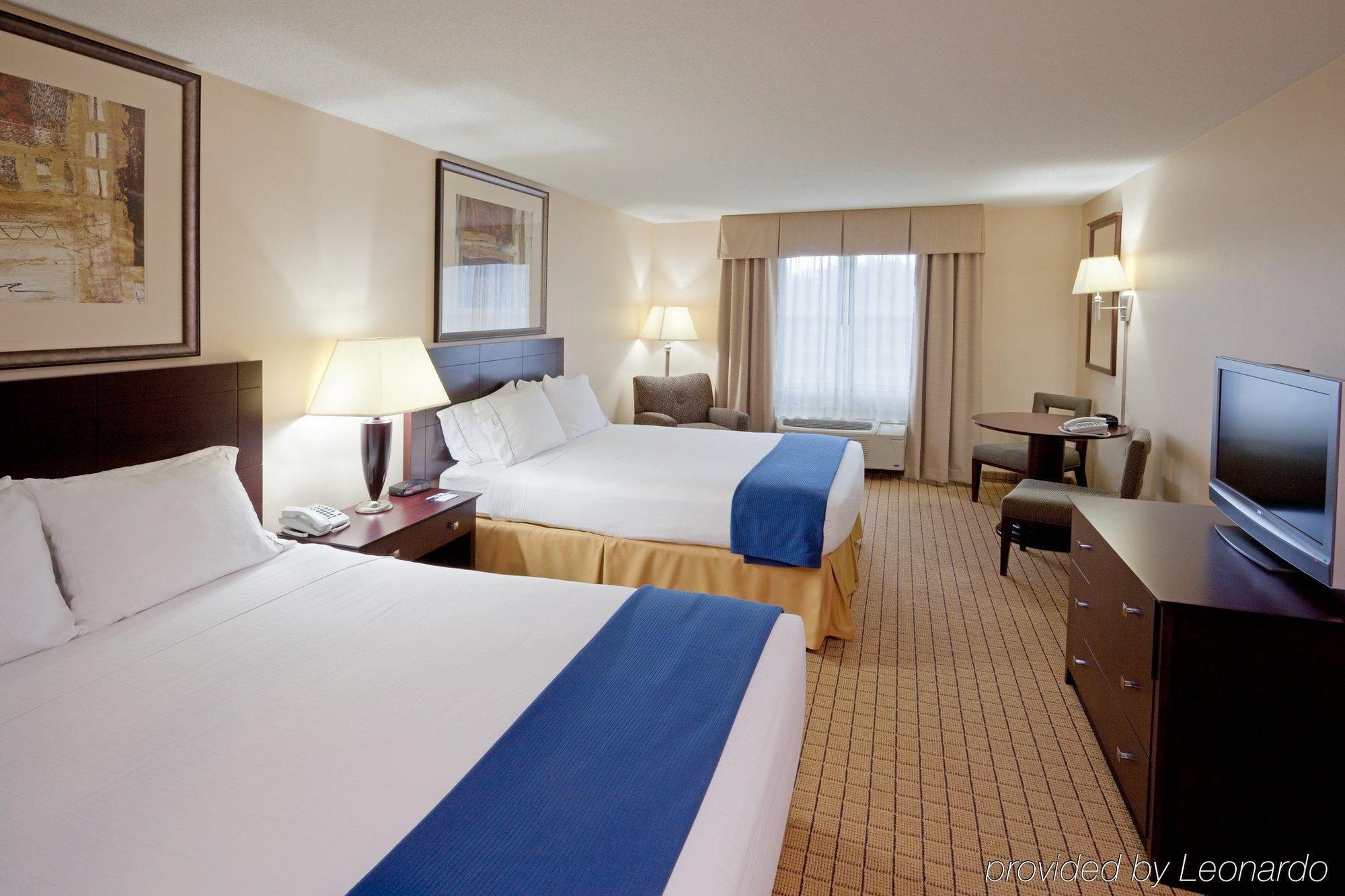 Holiday Inn Express Hotel & Suites Rochester By Ihg Værelse billede